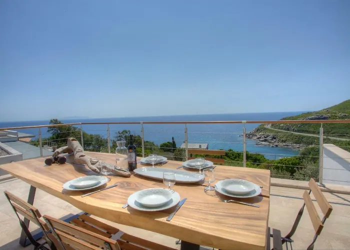 Villa A Luna Pietracorbara