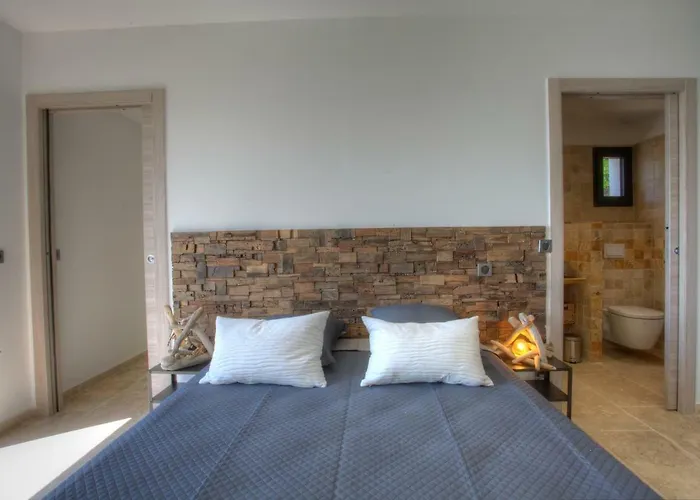 A Luna Villa Pietracorbara