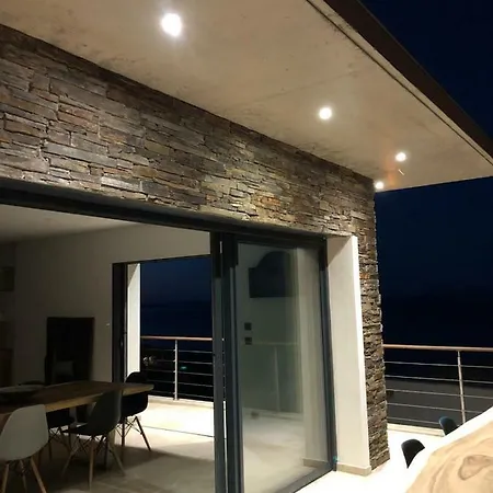 A Luna Villa