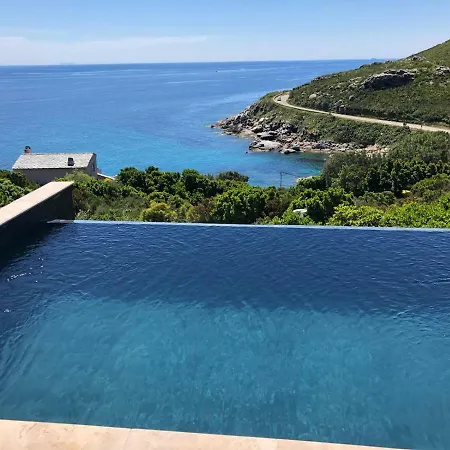 A Luna Villa *