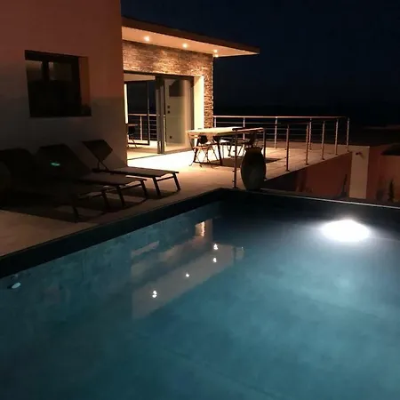 A Luna Villa *