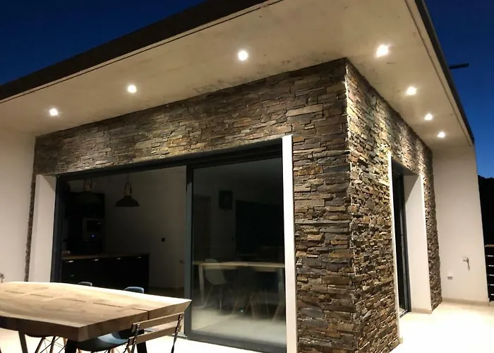 A Luna Villa Pietracorbara