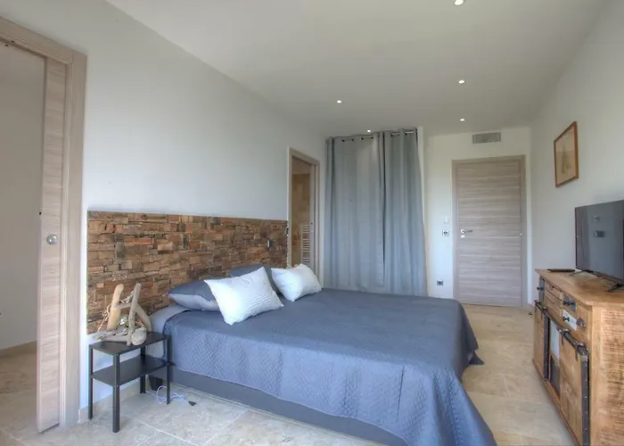 A Luna Pietracorbara